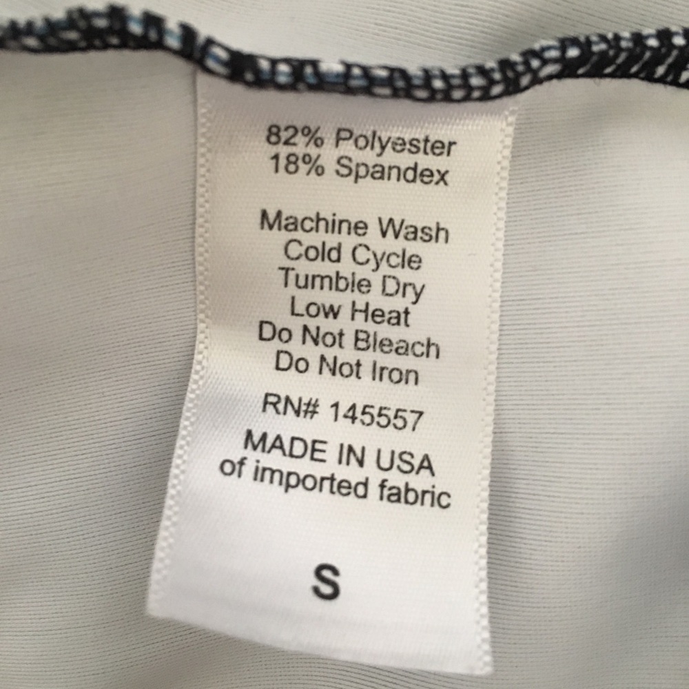 BLUE RIPTIDE Crop Top✨Blossom Art Wear✨ - Picture 6 of 6